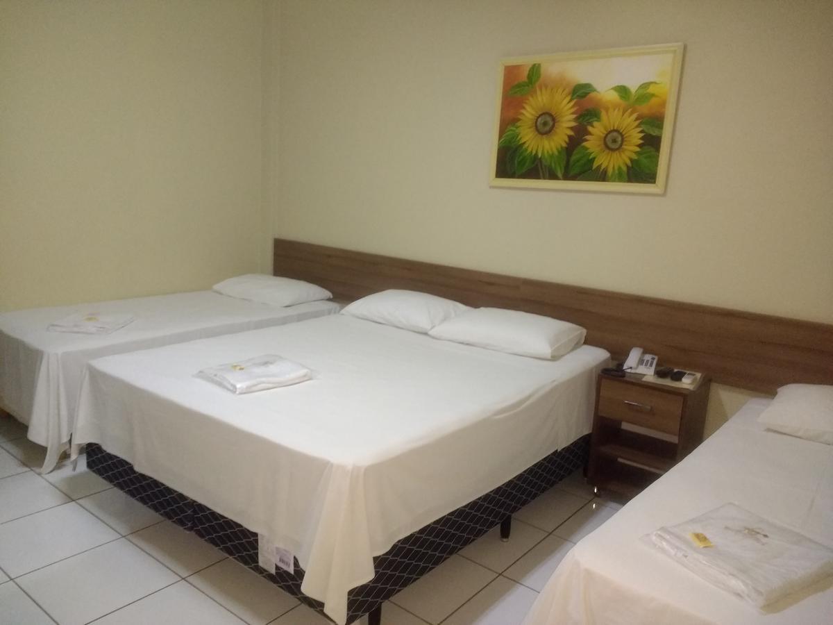Hotel Goiania トゥクルイ エクステリア 写真