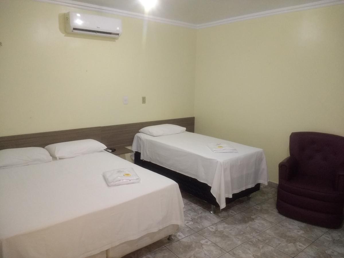 Hotel Goiania トゥクルイ エクステリア 写真