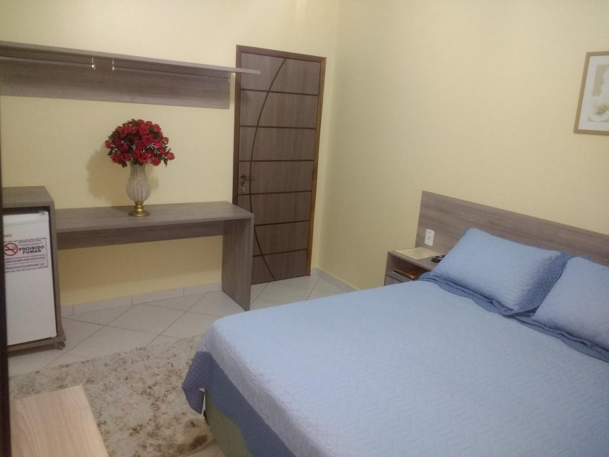 Hotel Goiania トゥクルイ エクステリア 写真