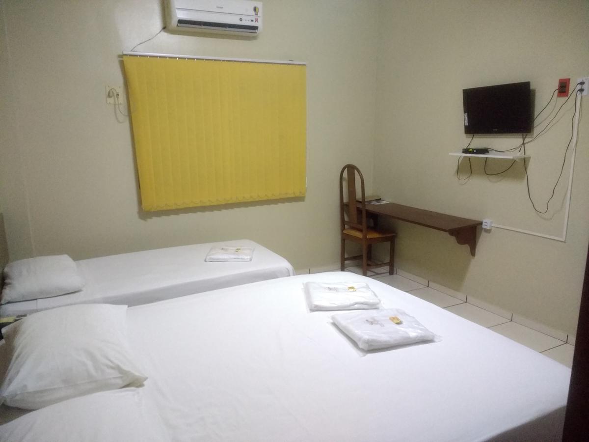 Hotel Goiania トゥクルイ エクステリア 写真