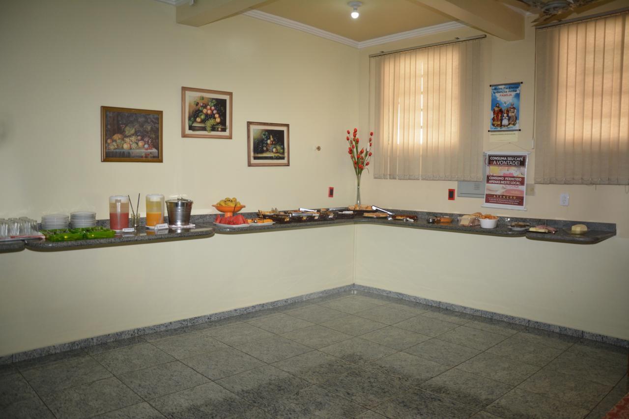Hotel Goiania トゥクルイ エクステリア 写真
