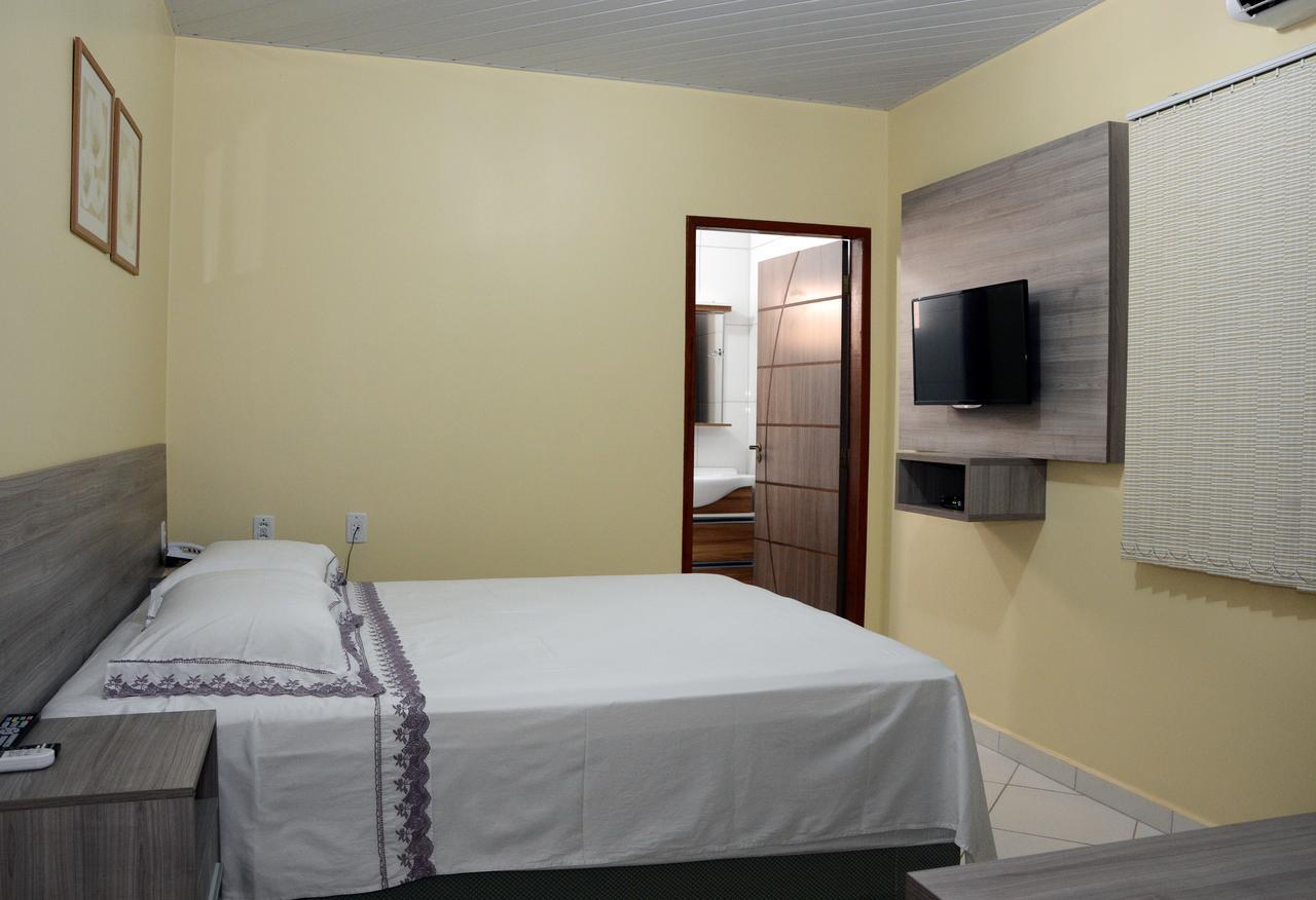 Hotel Goiania トゥクルイ エクステリア 写真